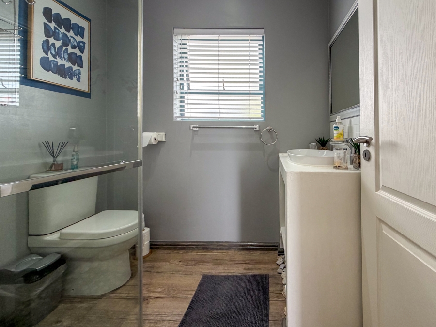 3 Bedroom Property for Sale in Blue Lagoon Western Cape